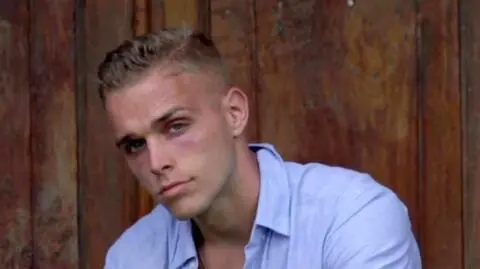 Blondino Latino jest zakochany? Opowiedział nam o swoim uczuciu