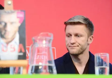 Kuba Błaszczykowski przekazał fortunę na pomoc Ukrainie. Piłkarze solidarni z Ukraińcami 