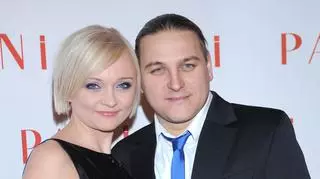 Łukasz i Edyta Golcowie obchodzą 22. rocznicę ślubu. "Uśmiech żony wart miliony"