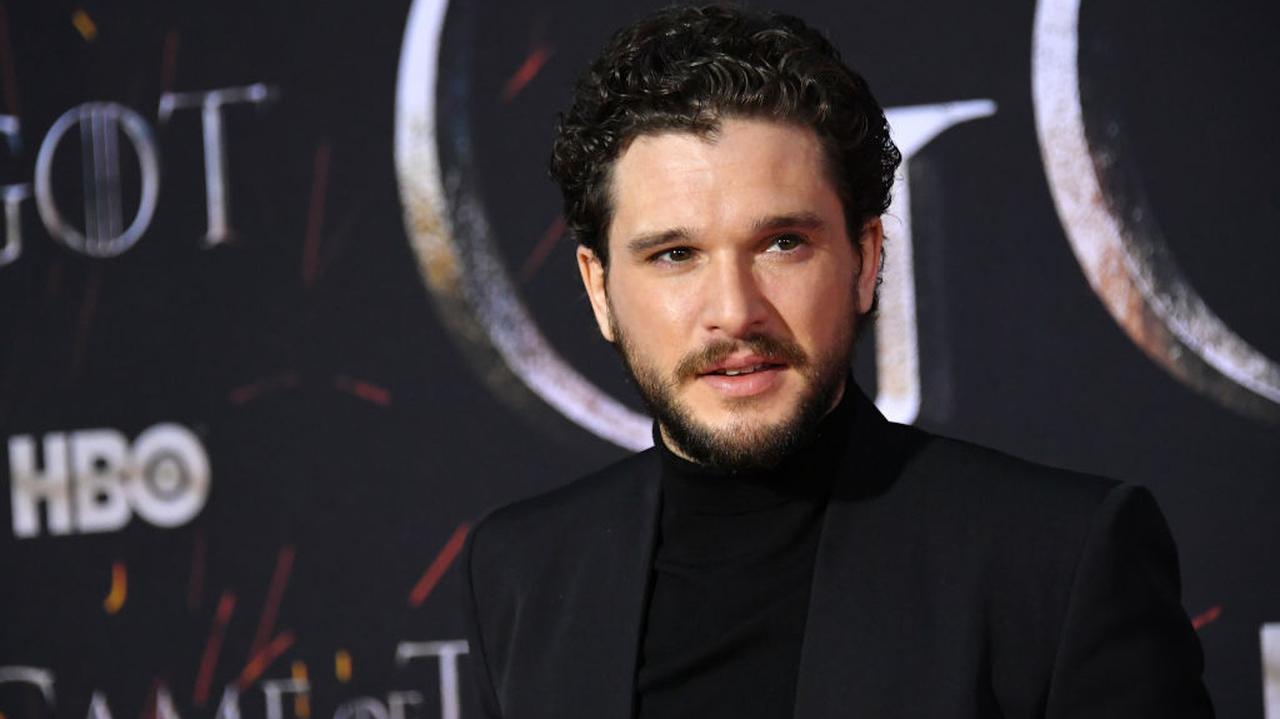 Kit Harington gra Jona Snowa w "Grze o tron"