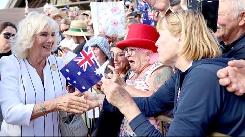 Królowa Camilla złamała królewski protokół w Australii