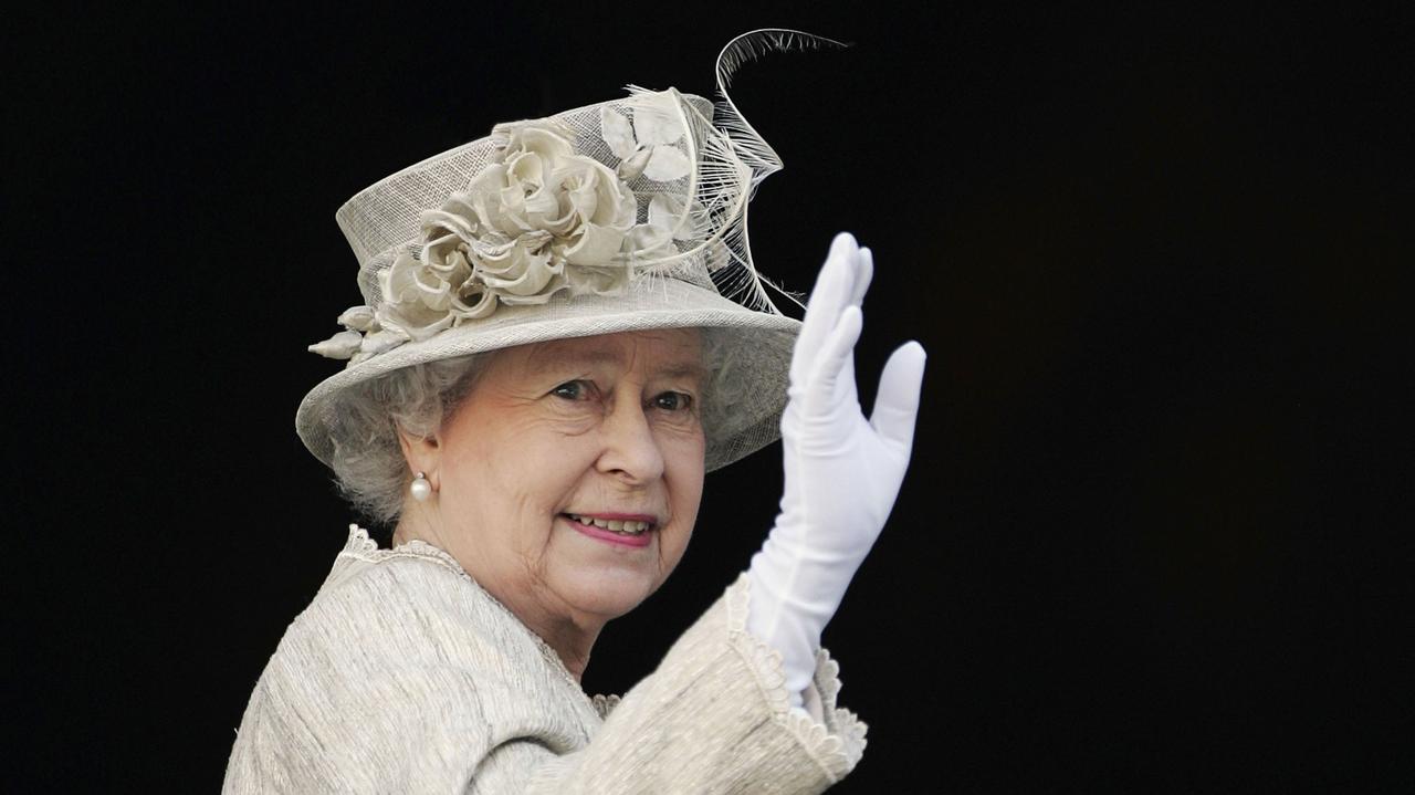 Królowa Elżbieta II zmarła w wieku 96 lat