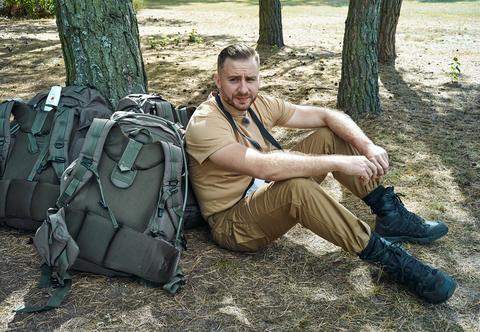 "Nasi w mundurach". Krzysztof Ufnal zwyciężył program. Kim jest "Pan Ładny"?