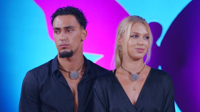 "Hotel Paradise". Angelika o związku z Davidem