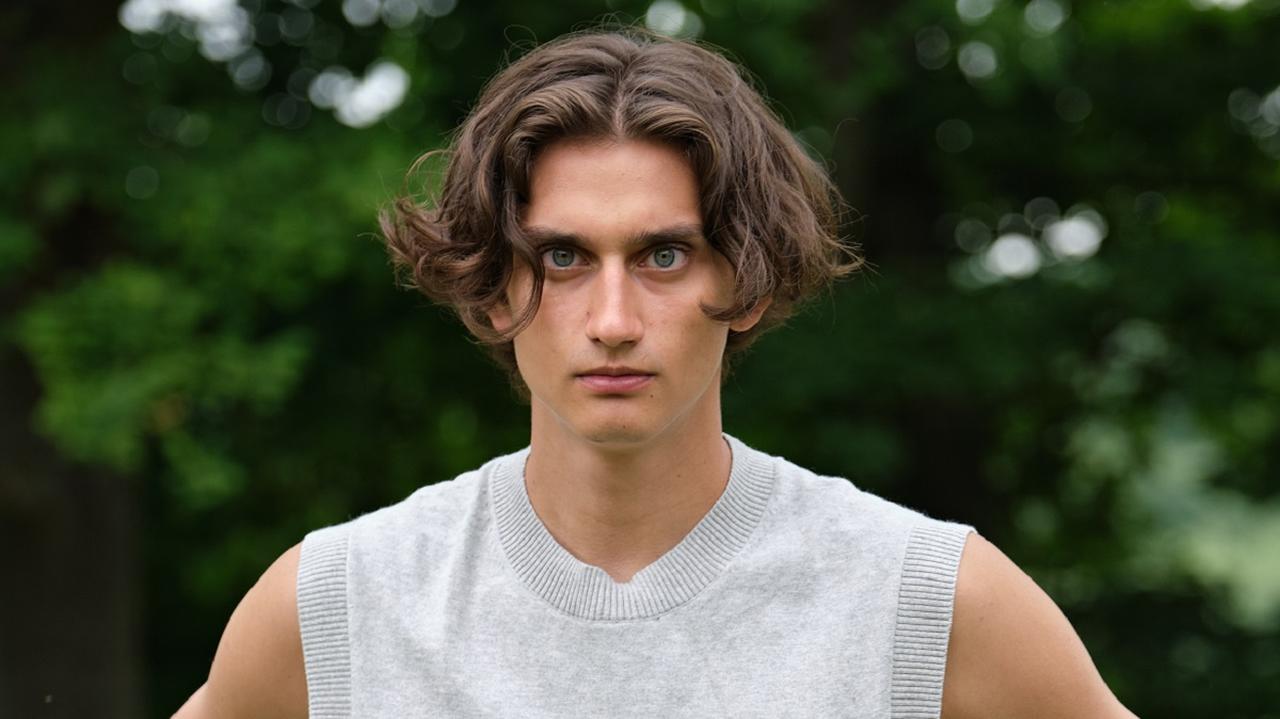 Mikołaj Krawiecki z "Top Model" niesie pomoc Ukrainie