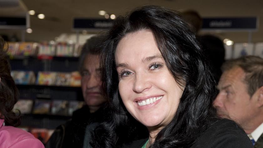 Ewa Krawczyk pisze książkę o zmarłym mężu