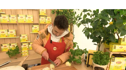 Najmłodszy MasterChef zdradza przepis na energetyczne śniadanie. "Fritata i herbata"