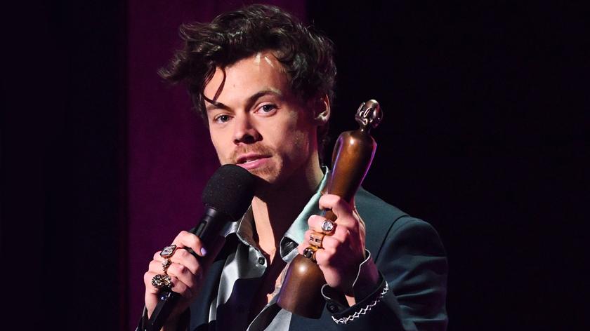 Harry Styles królował na Brit Music Awards 2023.