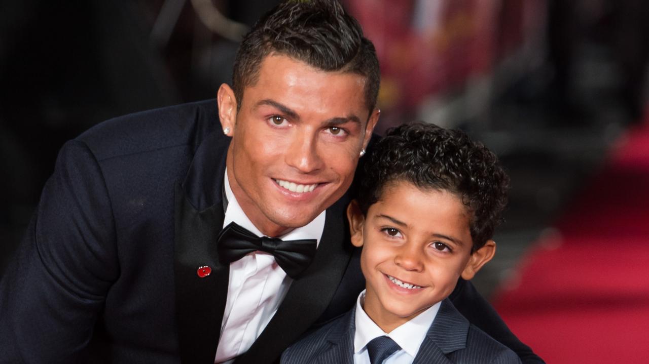 Cristiano Ronaldo z synem Cristiano Ronaldo Juniorem w 2015 roku